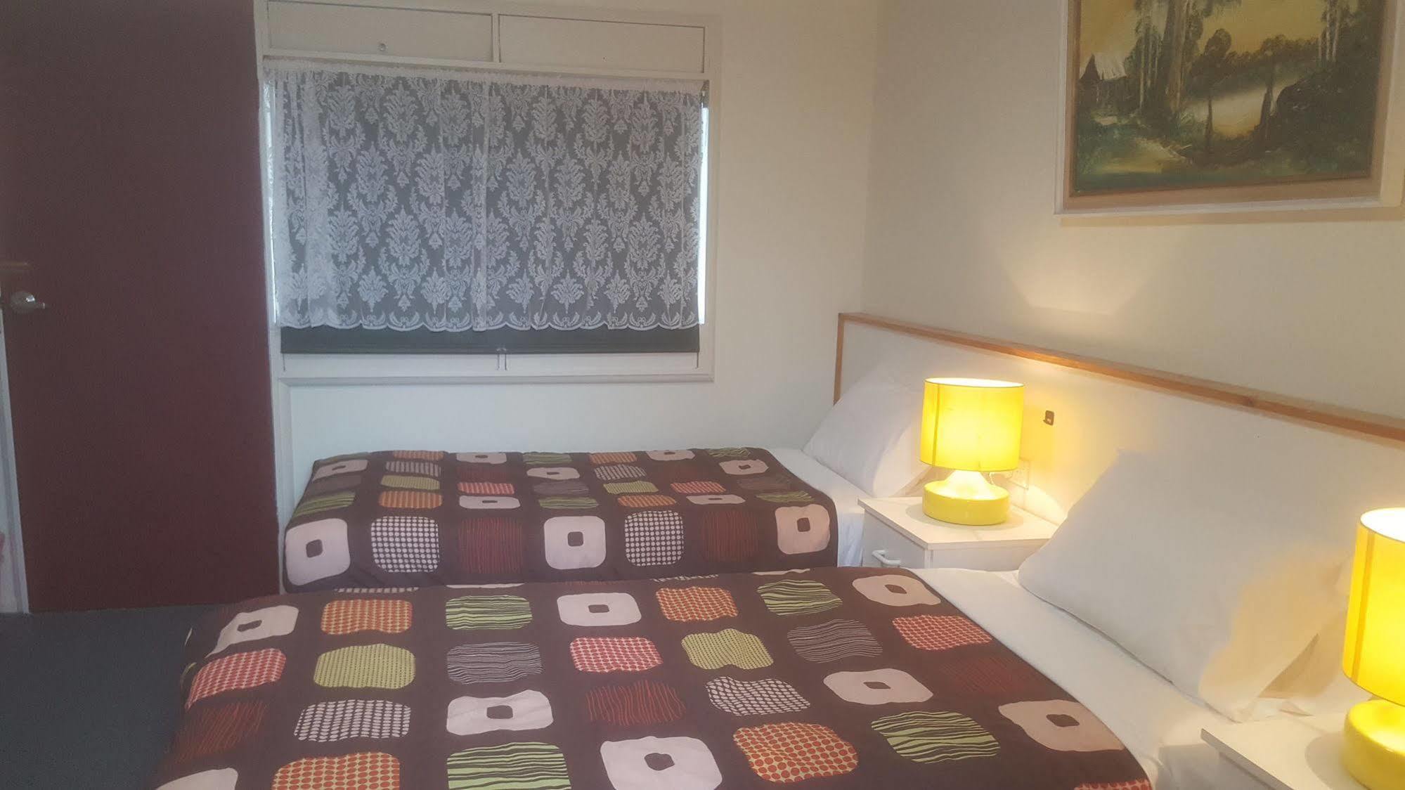 Clunes Motel Eksteriør bilde