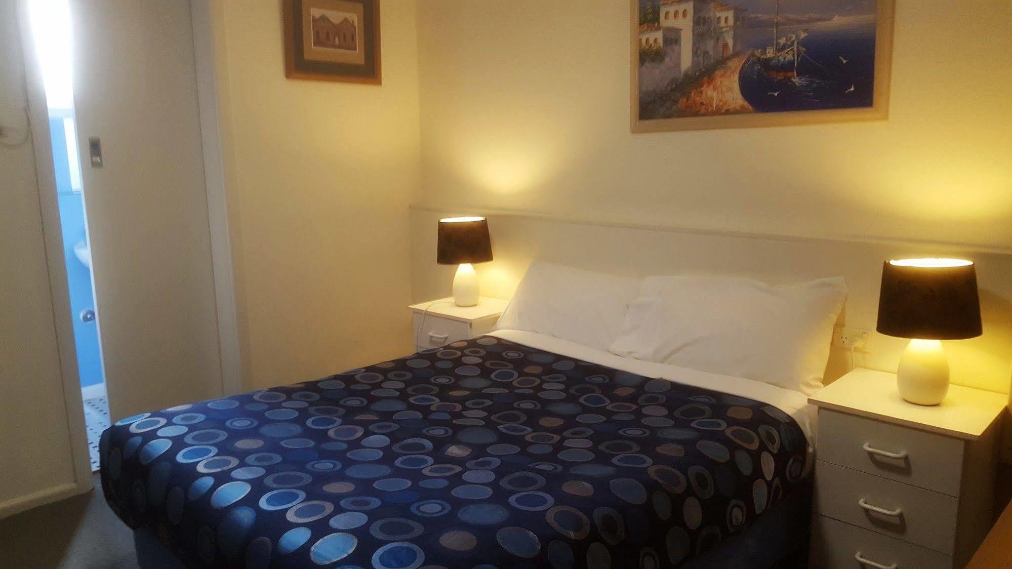 Clunes Motel Eksteriør bilde